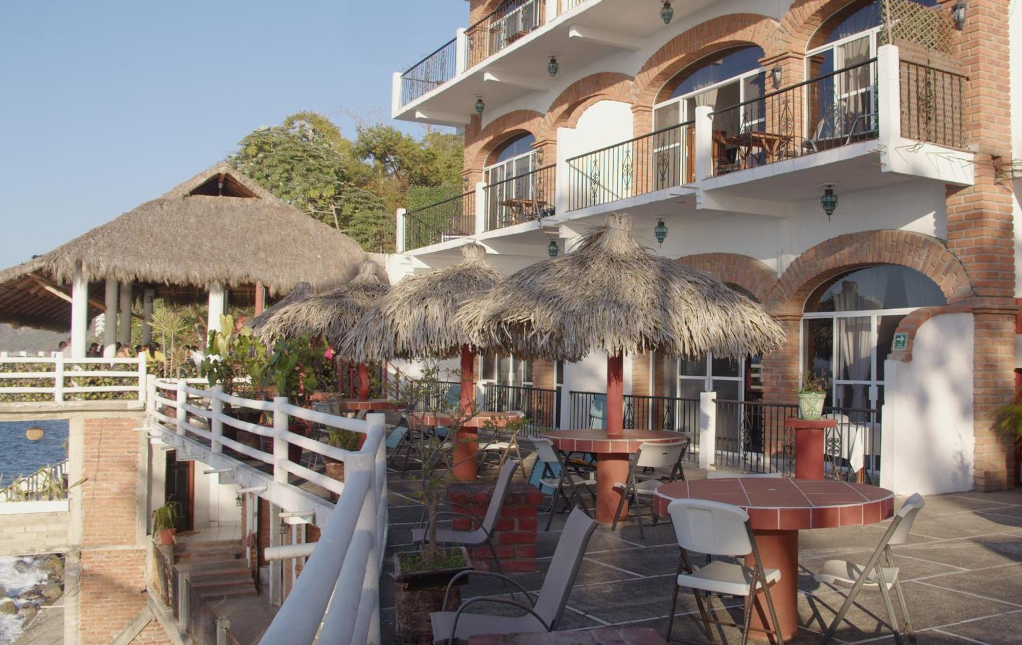 Traditional Sierra Leon Oceanfront Rooms - Adults Only Puerto Vallarta Exterior photo