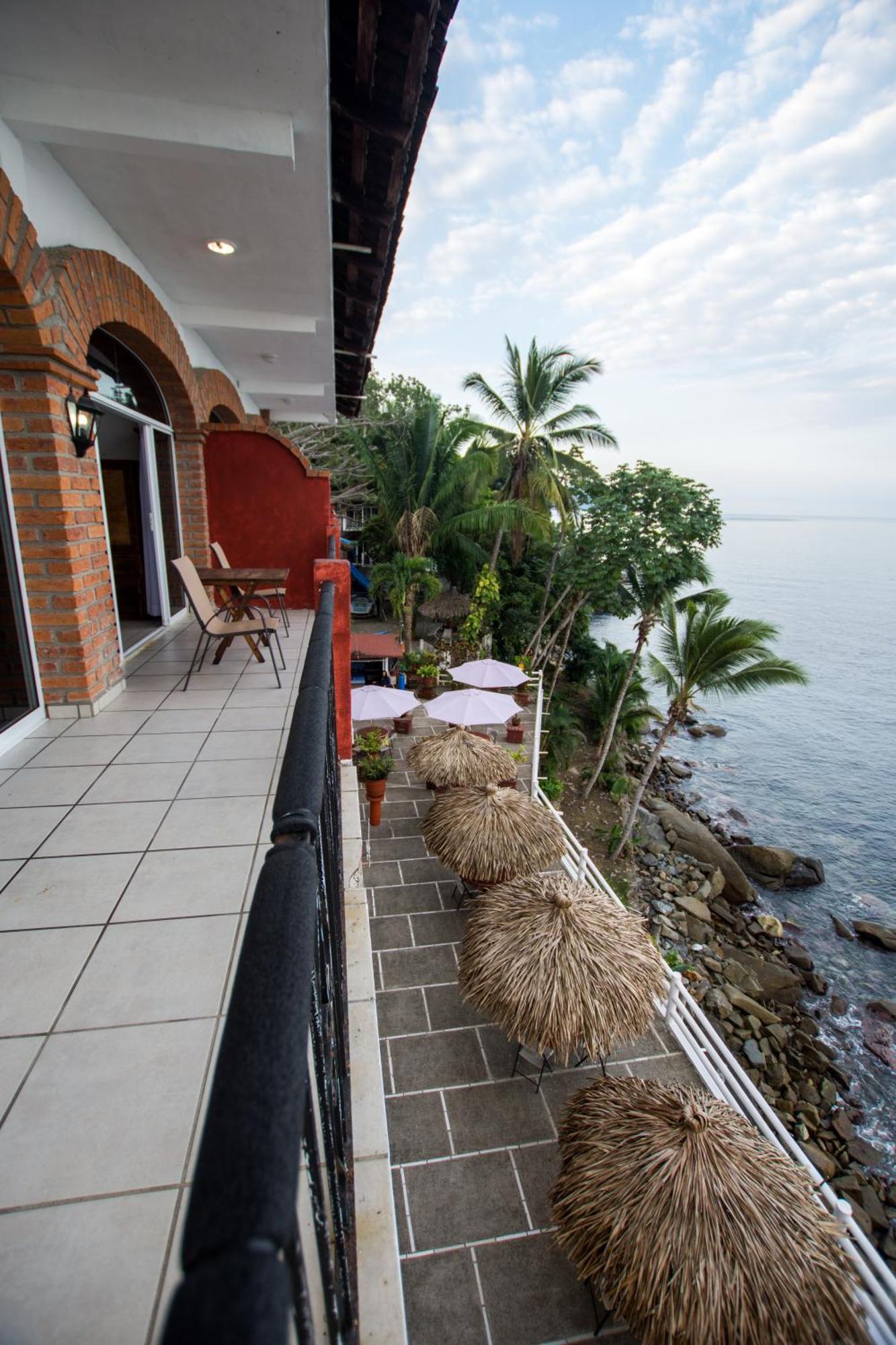 Traditional Sierra Leon Oceanfront Rooms - Adults Only Puerto Vallarta Exterior photo